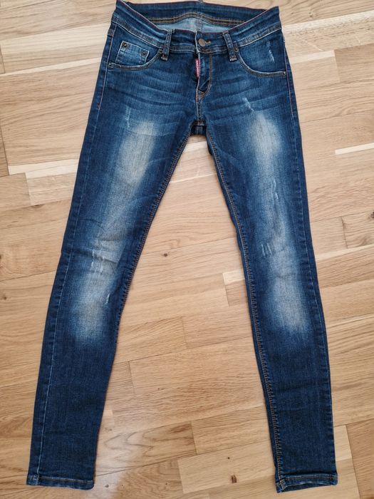 Дънки Dsqared2 обличани няколко пъти