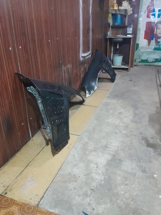 Продам запчасти на Мерседес