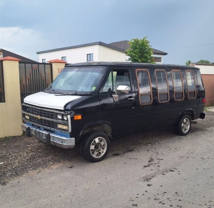 Chevrolet chevy van 4400euro