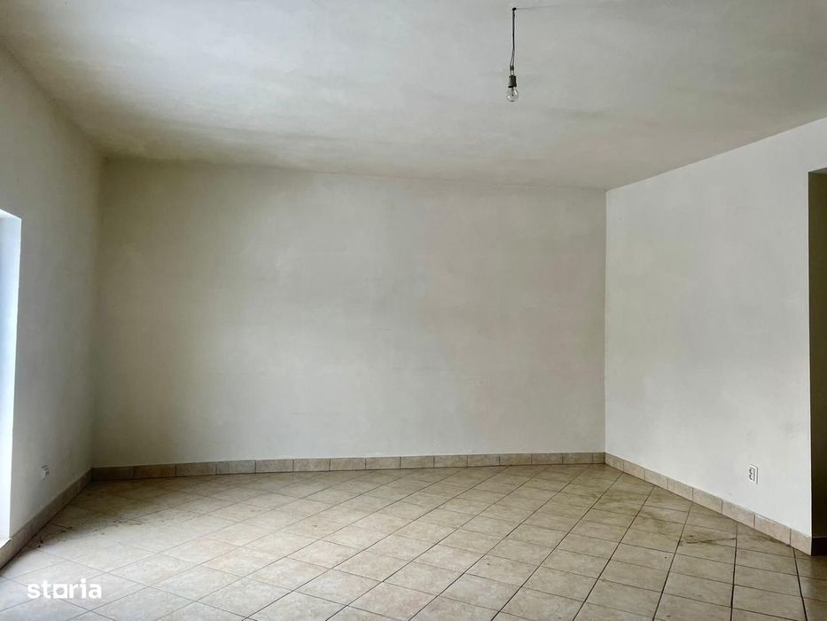 Spațiu comercial de Închiriere/Vânzare | 110 mp | Dornești