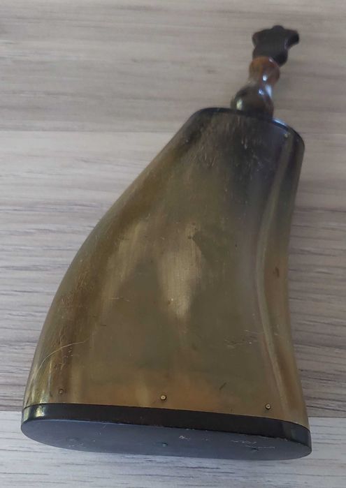 Малка Рогова Барутница