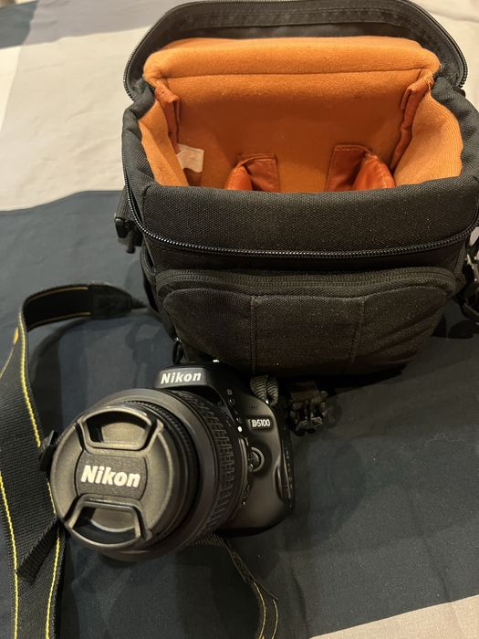 Nikon D5100 + Lowepro калъф