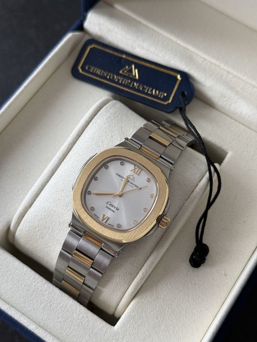 Часовник  Christophe Duchamp L'envie 10 диаманта