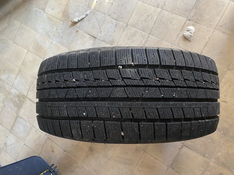 Резина на Тайота70