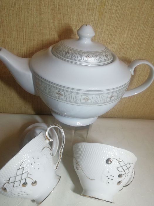 Продам   посуду  разную.