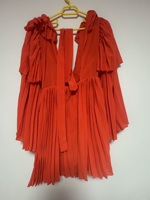 Rochie vaporoasă cu pliuri