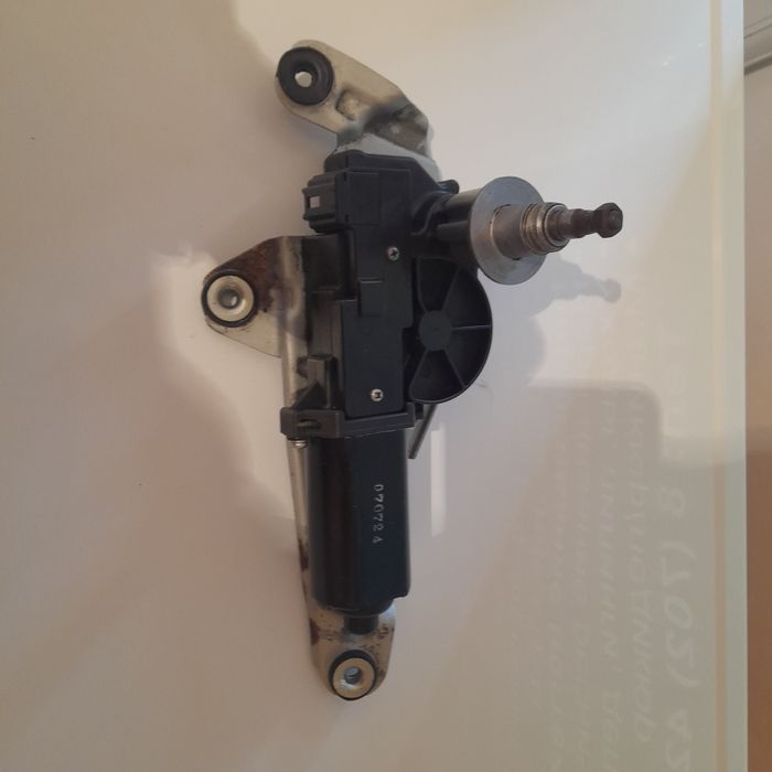 Прадам     дворник      маторчик