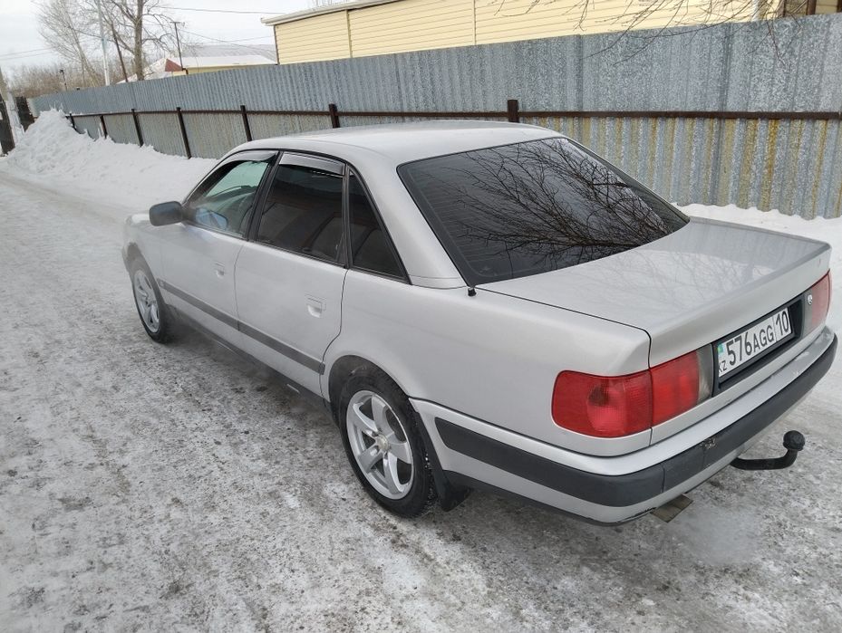 Продам Ауди 100 С4