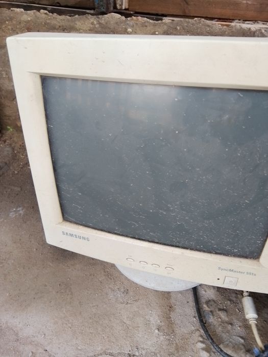 Продам телевизор