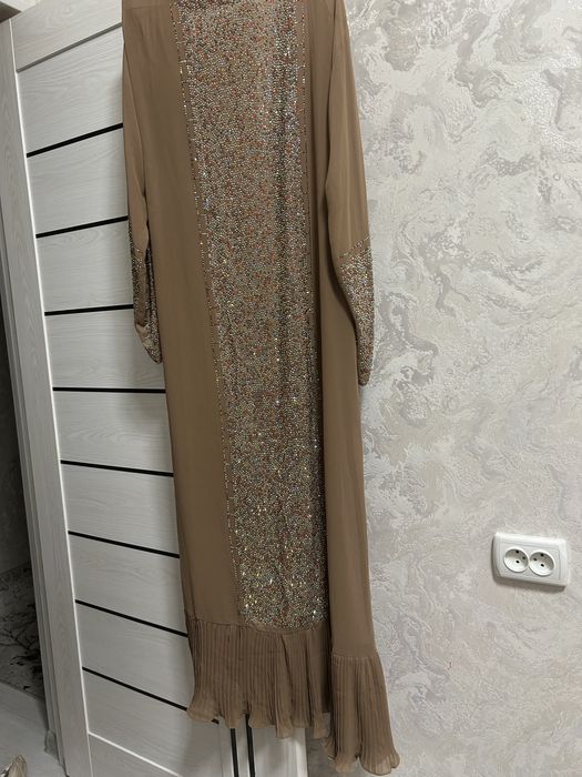abaya dubayskiy kupila za 100$
