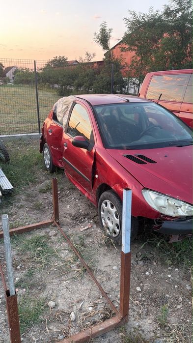Vând Peugeot 206 an 2007