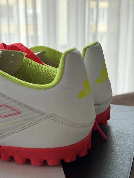 Футболни обувки ADIDAS Обувки F50 Club Turf Boots