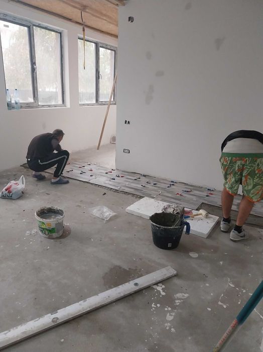 Zugrăvim tragem glet montam gresie faianță parchet