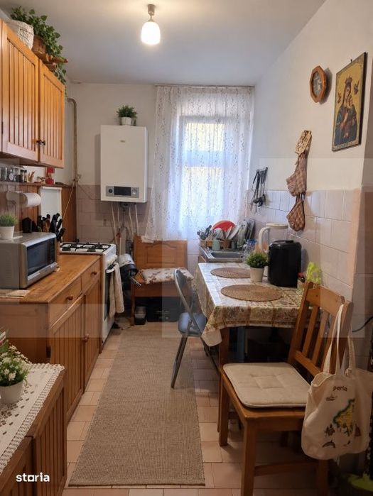 Apartament luminos la etajul 7, cu vedere deschisa si atmosfera primit