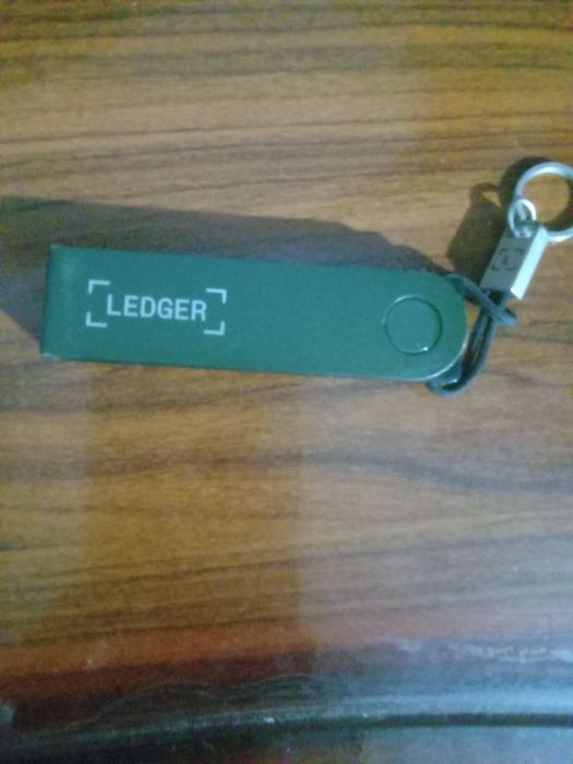 Ledger Nano X kripto hamyoni