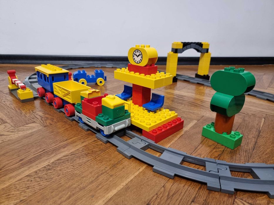 Lego Duplo 2730 trenulet cu sine, peron si viaduct