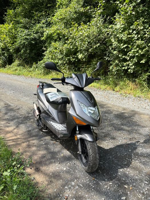 Scuter 49cc 2t cu Acte