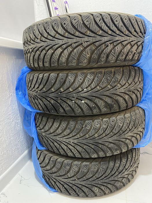 Продам зимние шины 195/65/15