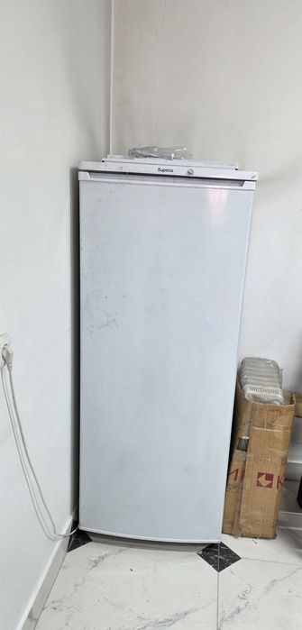 Холодильник Бирюса