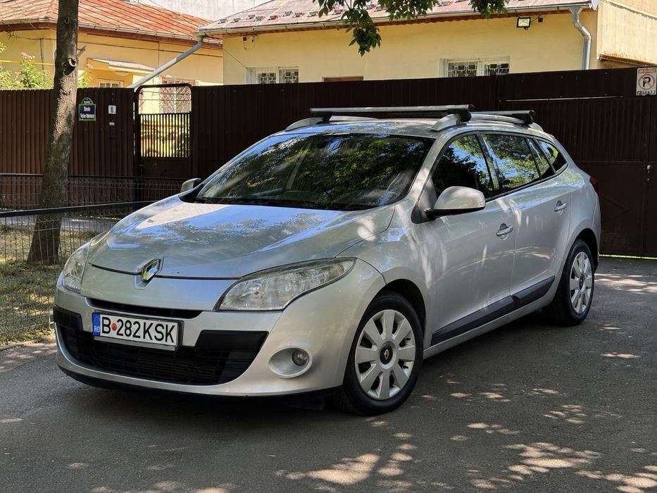 RENAULT Megane
