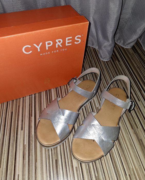Sandale piele Cypres marime 38.