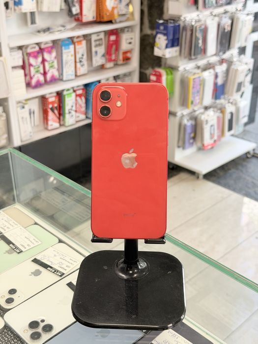 Apple iPhone 12 64GB Red