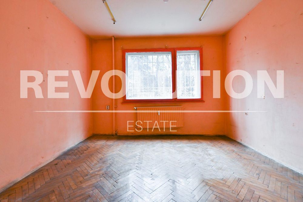 Продава се Четиристаен апартамент в София, Лозенец - 117 кв.м за 1875 €/кв.м - Снимка #2