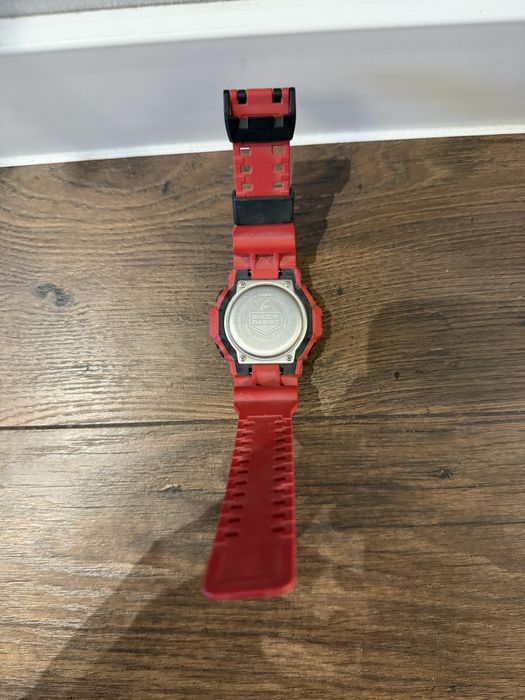 Часовник G-Shock