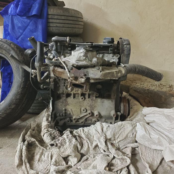 Двигатель Венто 1.8 механика