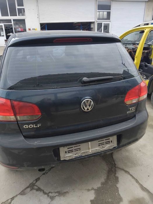 VW Golf-1.6 дизел/105к.с. 2011год-на части