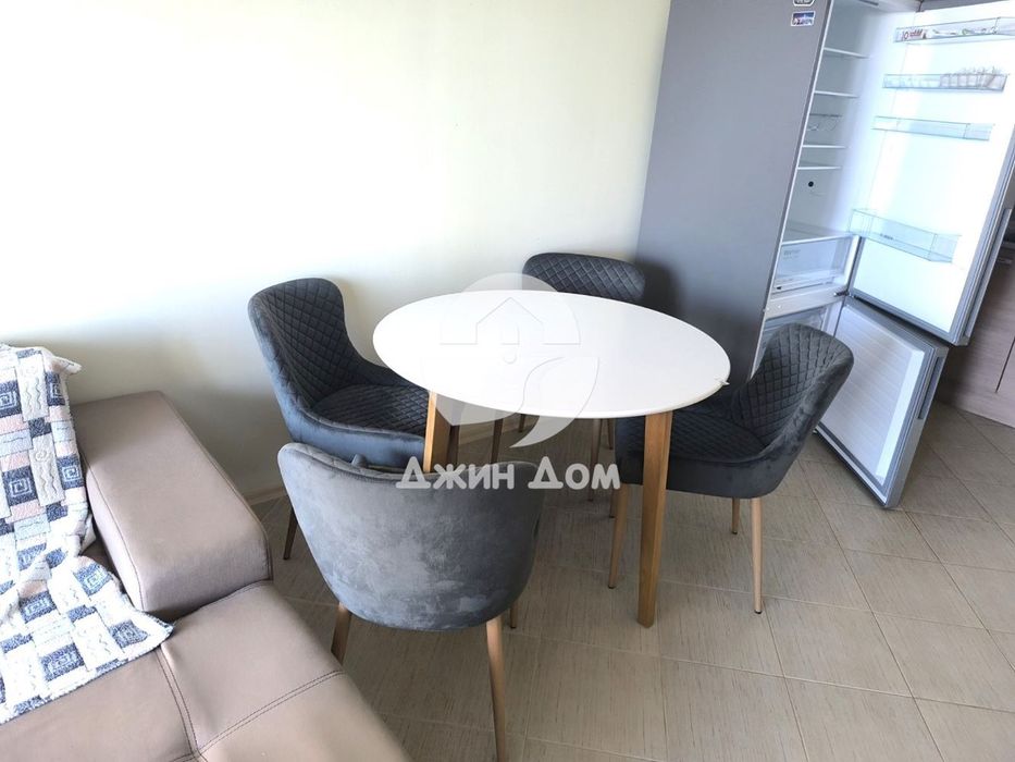 Продава се Двустаен апартамент в Царево - 72 кв.м за 702 €/кв.м - Снимка #2