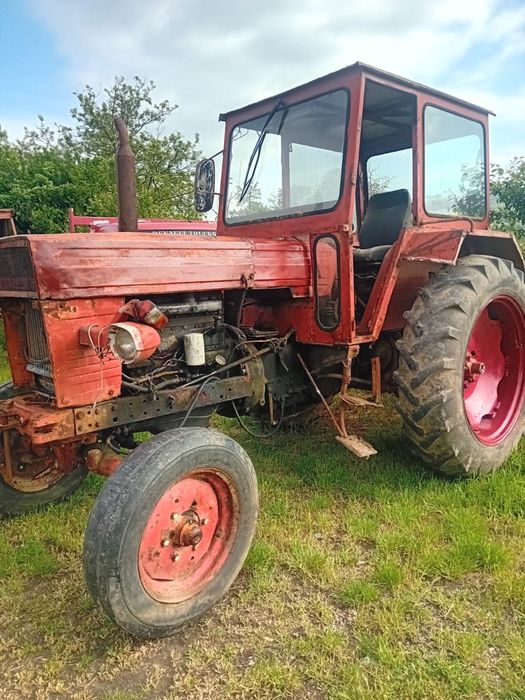 Tractor U650.