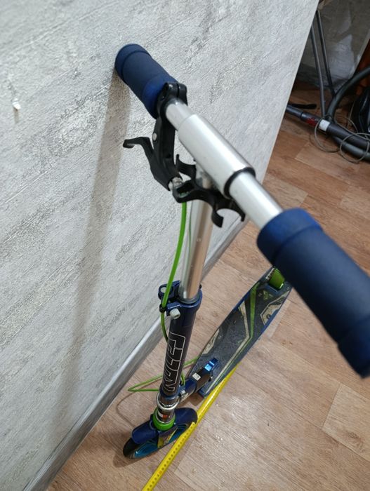 Продам Самокат б/у