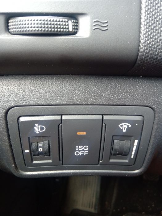 Лек автомобил Хюндай i30 бензин.