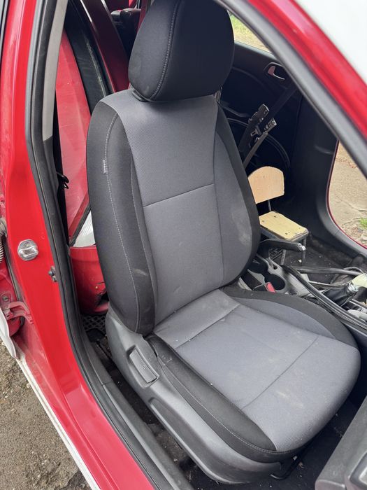 Scaun dreapta fata pasager Hyundai i20 2014-2020