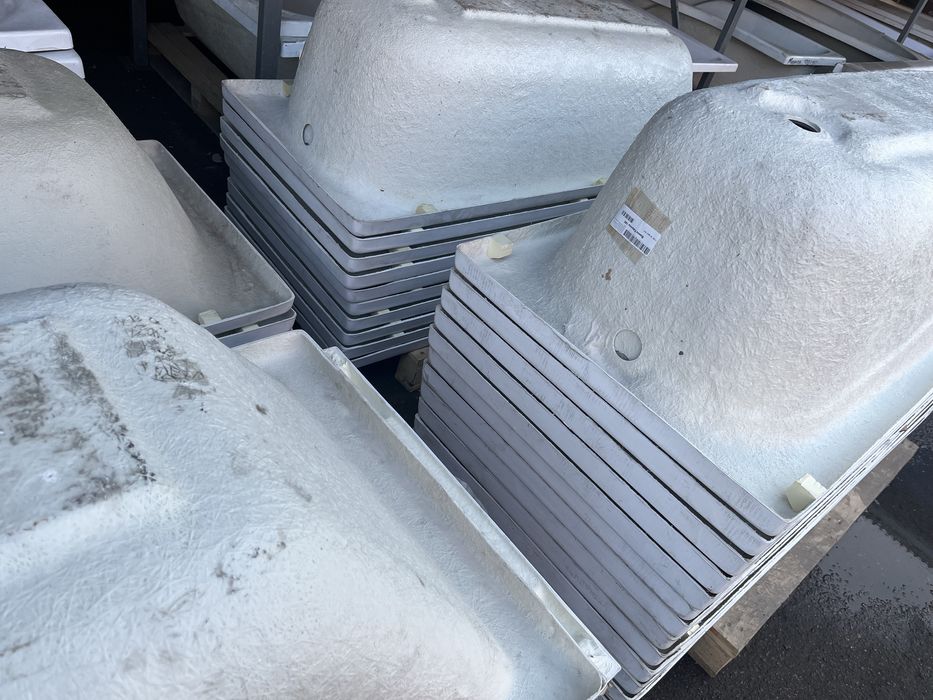 ванны унитазы со склада(распродажа)