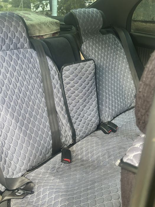 Продается. Toyota KARINA E