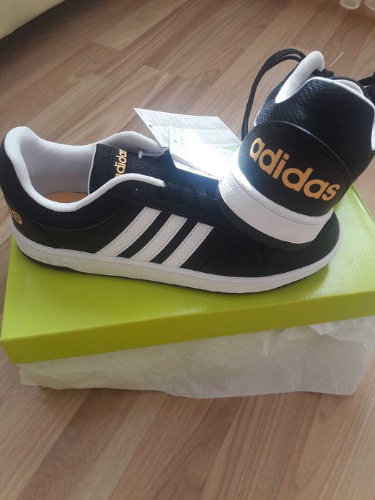 Спортни обувки адидас