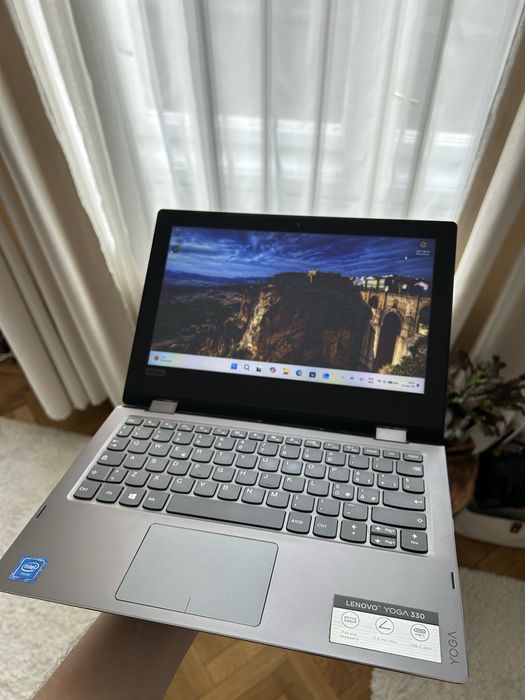 Laptop touchscreen Lenovo Yoga 330 - LED 11.6” Hd, intel N4000, 4GB ram, 64GB ssd, usbc