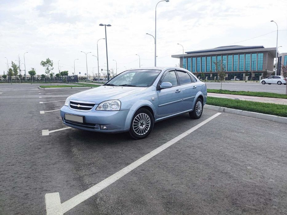 Шевролет Лассети 1.8