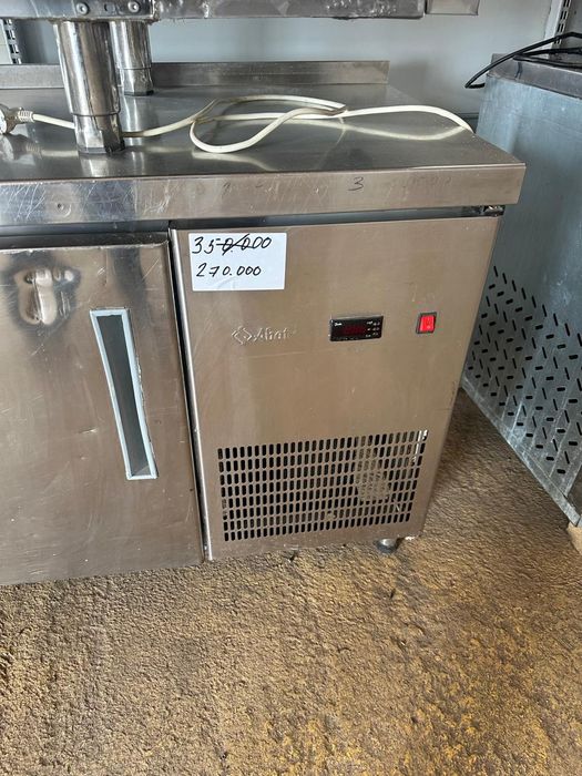 Стол холодильник, Оборудование