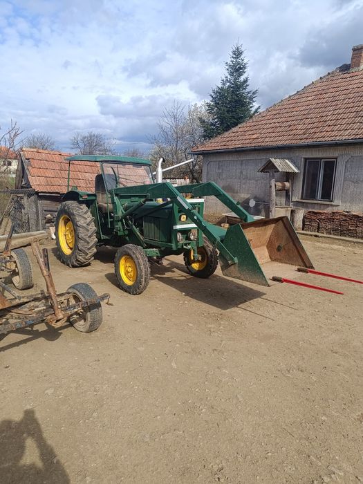 Tractor de vânzare în stare foarte buna de funcționare
