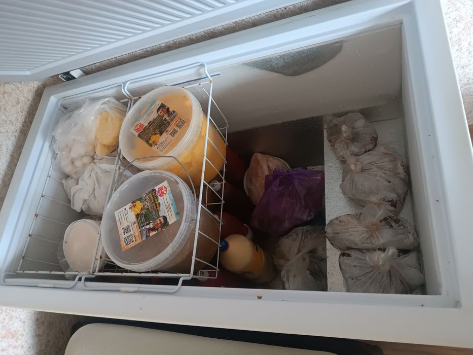 Продам морозильную камеру