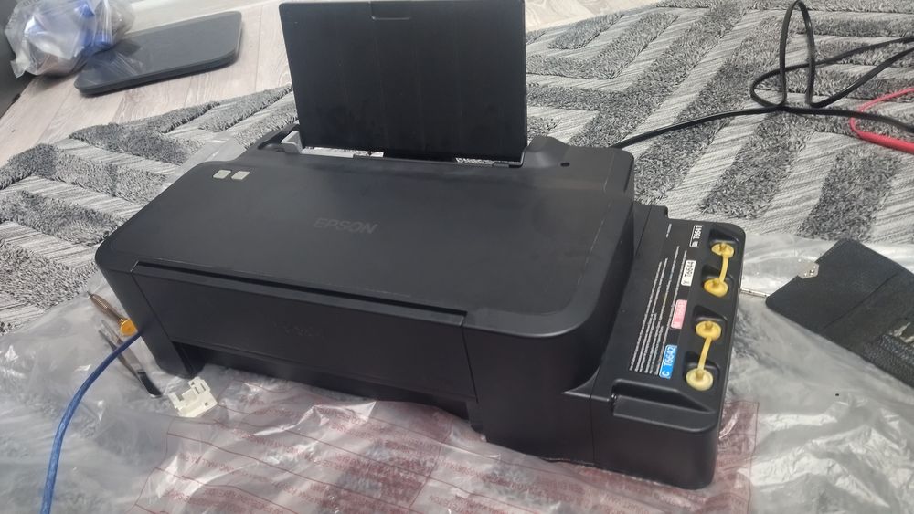 Цветной принтер Epson L120 на запчасти