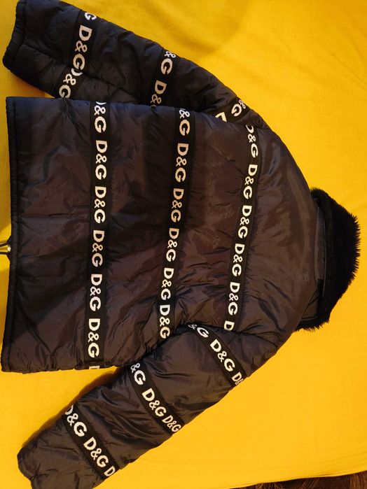 Vând geacă de iarnă D&G Dolce Gabbana