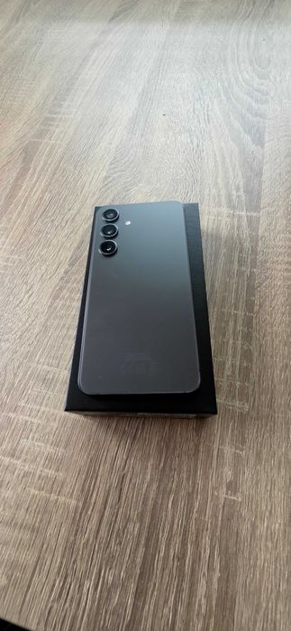 Samsung s24 256GB с оставаща гаранция