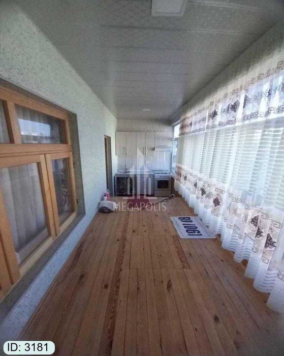 5 mikr somiy mirxan tarafda 4 xona tayyor kvartira sotiladi №3181