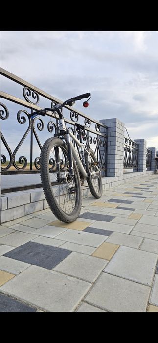 Велосипед FUJI ADVENTURE 27.5