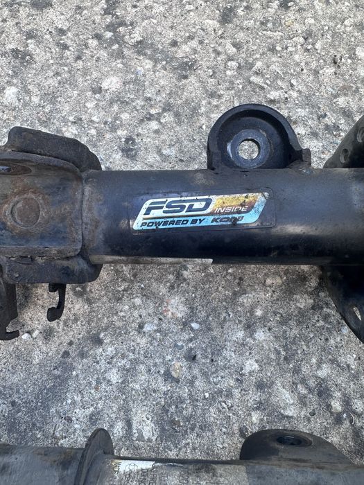 Амортесьори Jeep Renegade