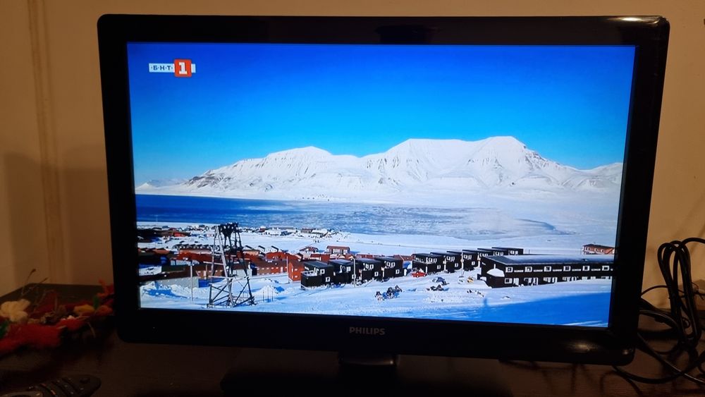 Телевизор Филипс-22 инча